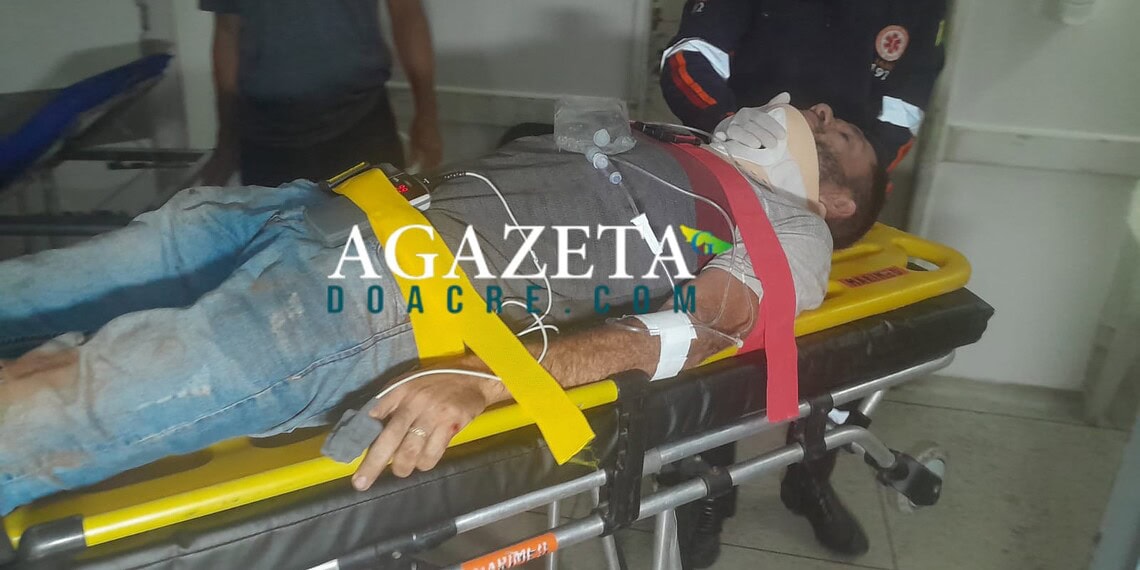 Homem fica ferido em acidente entre bicicleta motorizada e moto em Rio Branco