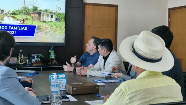 Cônsul do Japão visita Rio Branco e destaca investimento de R$ 2 milhões em projetos locais