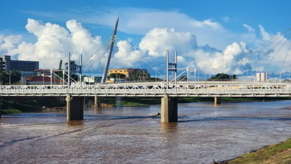 Nível do Rio Acre segue subindo e se aproxima dos 12 metros em Rio Branco