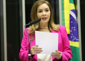 Um ano sem Joyce: irmã relembra vítima de violência emocional e pede por justiça 4 Um ano sem Joyce: irmã relembra vítima de violência emocional e pede por justiça