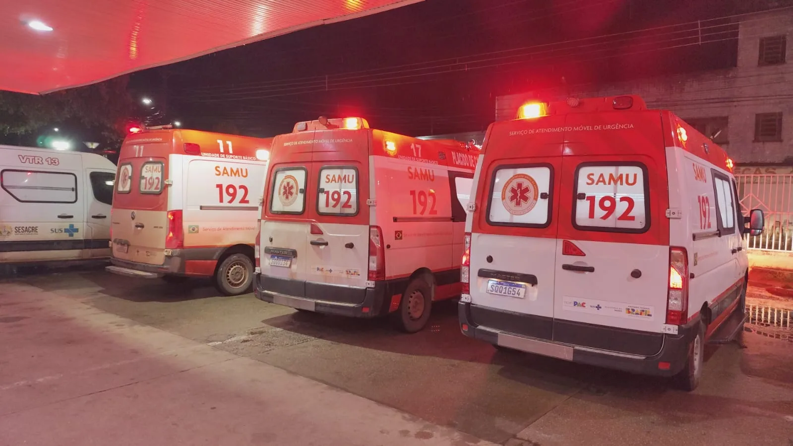 Colisão entre dois carros deixa sete feridos em estrada no interior do Acre