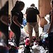 Madrasta é presa por prostituir enteadas e leiloar virgindade em Manaus