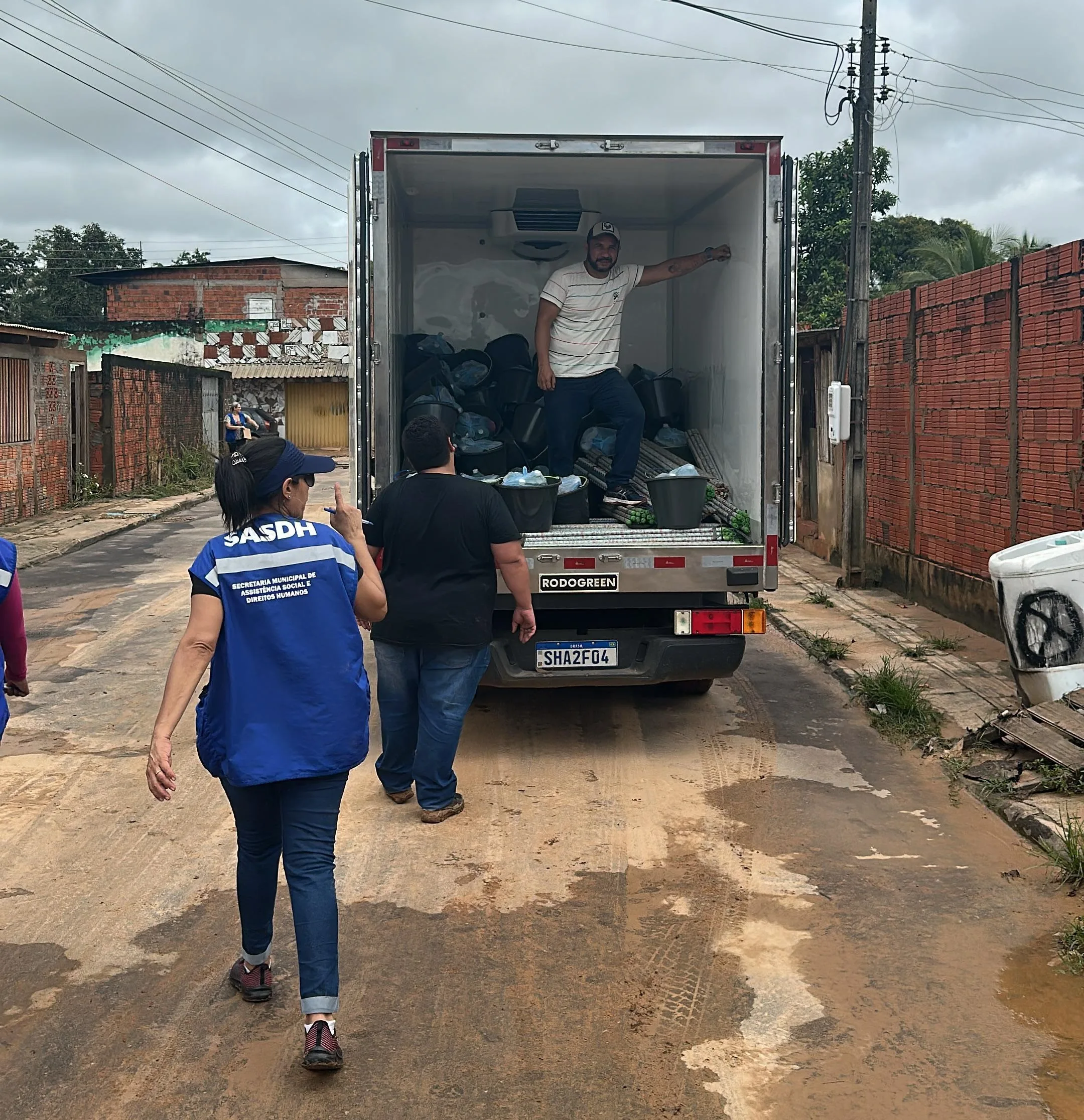 Prefeitura de Rio Branco mobiliza equipes de saúde para assistência a afetados por enxurrada