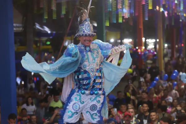 Carnaval 2025: Junior de Mônaco e Erica Oliveira são eleitos Rei Momo e Rainha do Carnaval