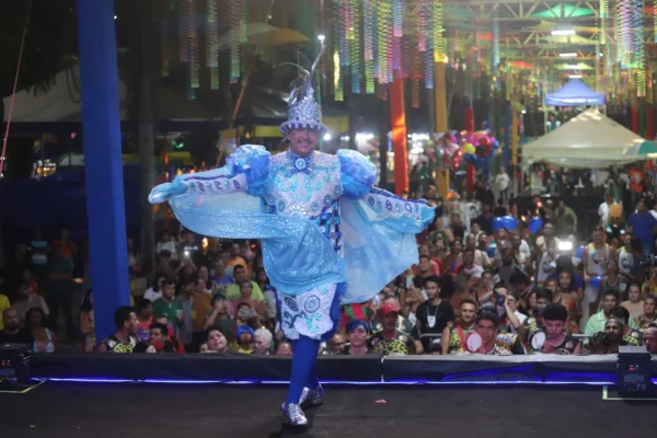 Carnaval 2025: Junior de Mônaco e Erica Oliveira são eleitos Rei Momo e Rainha do Carnaval