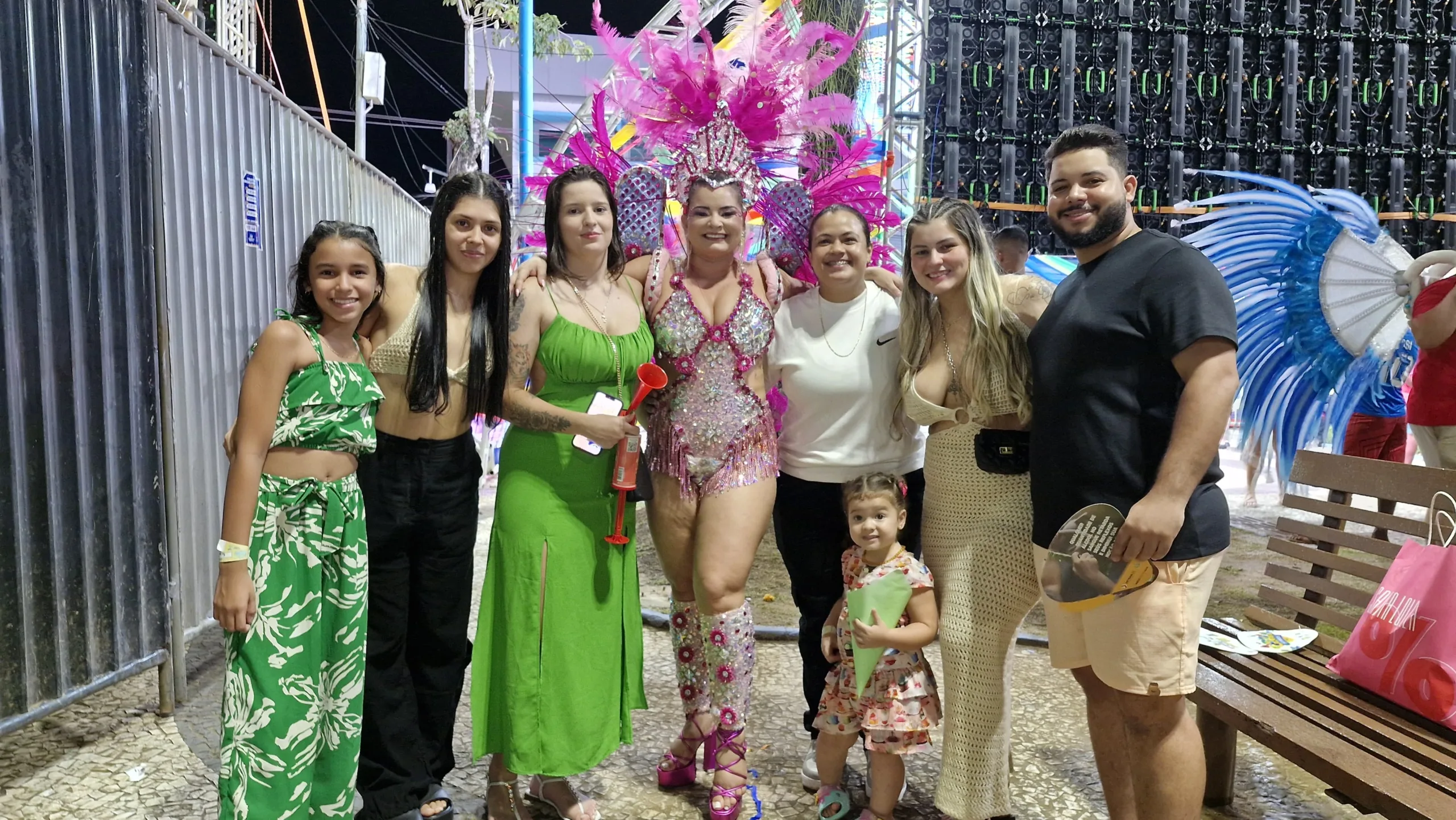 Concurso de Rainha do Carnaval teve candidata avó: 'era o sonho'