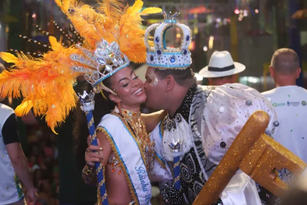 Carnaval 2025: Junior de Mônaco e Erica Oliveira são eleitos Rei Momo e Rainha do Carnaval