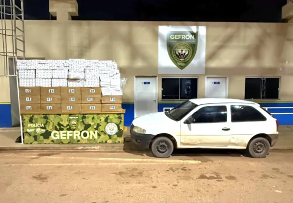 Gefron apreende 12,5 mil maços de cigarros contrabandeados na BR-364 e prende motorista