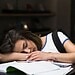 Cansaço e sonolência podem ser causados por muitos fatores • Freepik