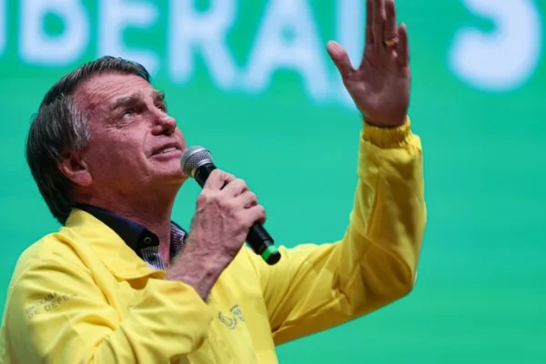 STF: acaba o prazo para Bolsonaro apresentar defesa à denúncia da PGR