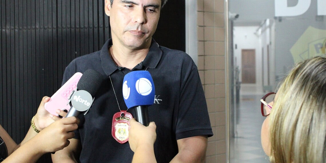 Mulher é linchada em Rio Branco após boato sobre morte de bebê; Polícia Civil confirma que ossada encontrada era de animal
