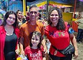 Foliões lotam Passarela do Samba na segunda noite do Carnaval da Família; VEJA FOTOS