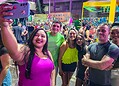 Foliões lotam Passarela do Samba na segunda noite do Carnaval da Família; VEJA FOTOS