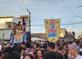 Bloco ‘Vai Quem Quer’ arrasta multidão com brilho, fantasias e muita alegria no Tucumã; VEJA FOTO