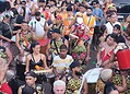 Bloco ‘Vai Quem Quer’ arrasta multidão com brilho, fantasias e muita alegria no Tucumã; VEJA FOTO