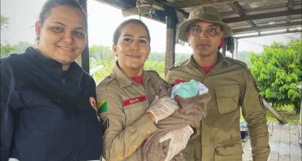 Bombeiros resgatam jovem mãe e bebê recém-nascido em zona rural no Acre