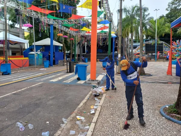 Cerca de 20 toneladas de lixo foram recolhidas nos locais de festa em quatro noites de Carnaval em Rio Branco