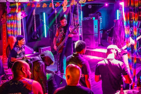 Metal Total reúne bandas acreanas em noite dedicada ao rock pesado no Varadouro