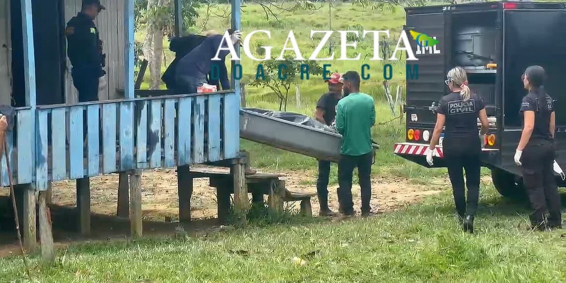 Homem é encontrado morto a facadas dentro de casa