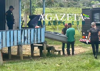 Homem é encontrado morto a facadas dentro de casa