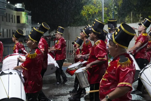 Carnaval da Família: confira a imagem das apresentações dos blocos Sambase e Sem Limite