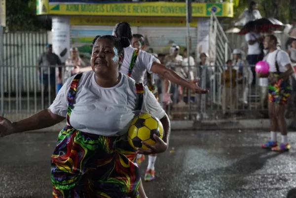 Carnaval da Família: confira a imagem das apresentações dos blocos Sambase e Sem Limite