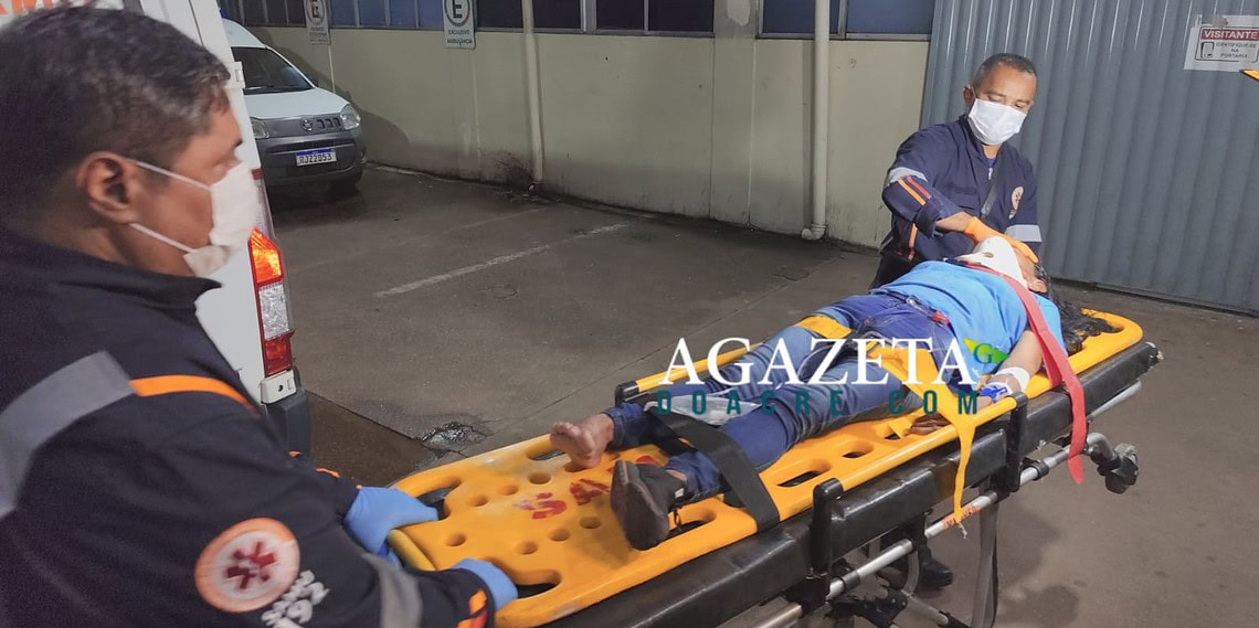 Mulher é atropelada ao atravessar avenida e condutor foge sem prestar socorro