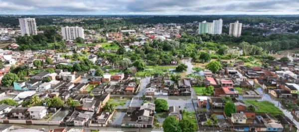 FOTOS: Rio Acre se aproxima dos 16 metros e mais de 800 pessoas já tiveram que deixar suas casas em Rio Branco