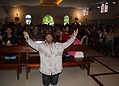 Fiéis católicos se levantam na madrugada durante live de propósito quaresmal com frei Renan