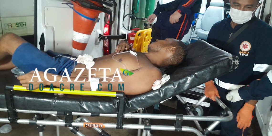Homem em situação de rua é esfaqueado no peito durante briga em Rio Branco