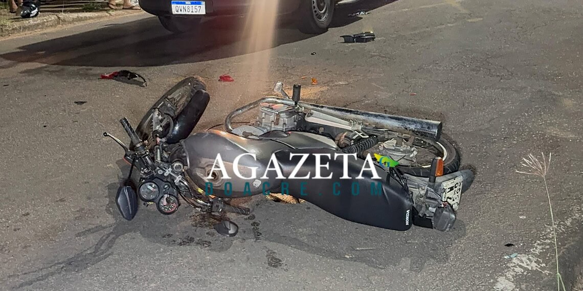 Colisão entre moto e carro deixa duas pessoas feridas em Rio Branco