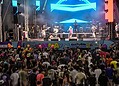 Mesmo com forte chuva, última noite de Carnaval em Cruzeiro do Sul tem grande público e diversão até as 3h da manhã