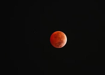 Lua de Sangue no Rio de Janeiro — Foto: Marcello Cavalcanti