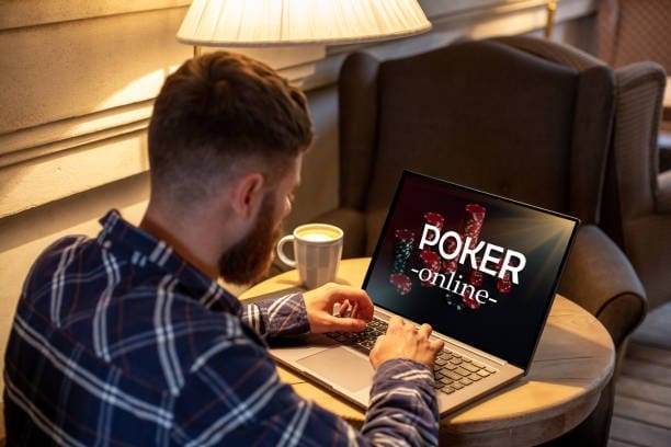 Tudo o que você precisa saber para ser um bom jogador de poker online