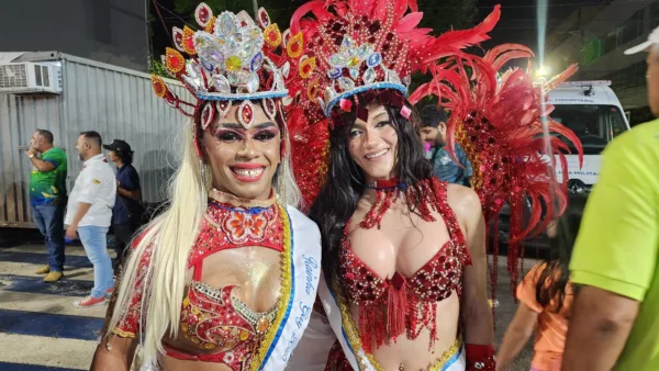 Natasha Houston e Catarina Brandão são coroadas Rainha Trans e Rainha Gay do Carnaval da Família 2025