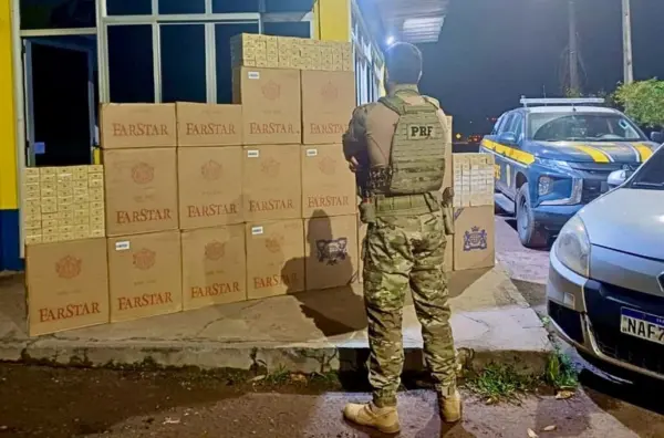 PRF apreende mais de 10 mil maços de cigarros contrabandeados na BR-364