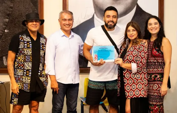 O youtuber Matheus Boa Sorte esteve em Rio Branco para gravar reportagens sobre pontos turísticos locais que irão ao ar em agosto