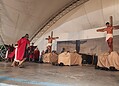 VÍDEO: Em noite de fé e emoção, encenação da Paixão e Morte de Cristo emociona público na Concha Acústica
