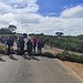 Famílias ameaçadas de despejo interditam BR-364 em protesto por moradia, e rodovia é liberada após reunião marcada com MPAC