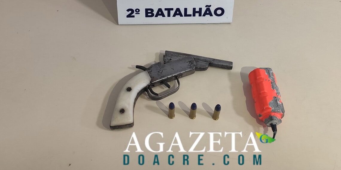 Arma de fogo e explosivo são encontrados em área dominada por facção na Cidade do Povo