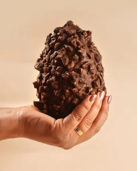 Confeiteiras apostam em sabores regionais como cupuaçu e castanha para fortalecer vendas de Páscoa no Acre 3 Confeiteiras apostam em sabores regionais como cupuaçu e castanha para fortalecer vendas de Páscoa no Acre