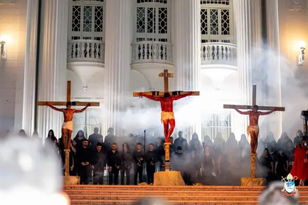 Paixão de Cristo será encenada nesta sexta-feira com nova estrutura e renovação de fé 11 Paixão de Cristo será encenada nesta sexta-feira com nova estrutura e renovação de fé