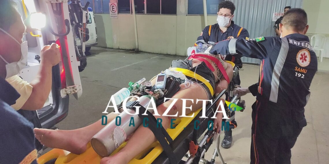 Mulher sofre acidente de moto e é levada em estado grave ao Pronto-Socorro de Rio Branco