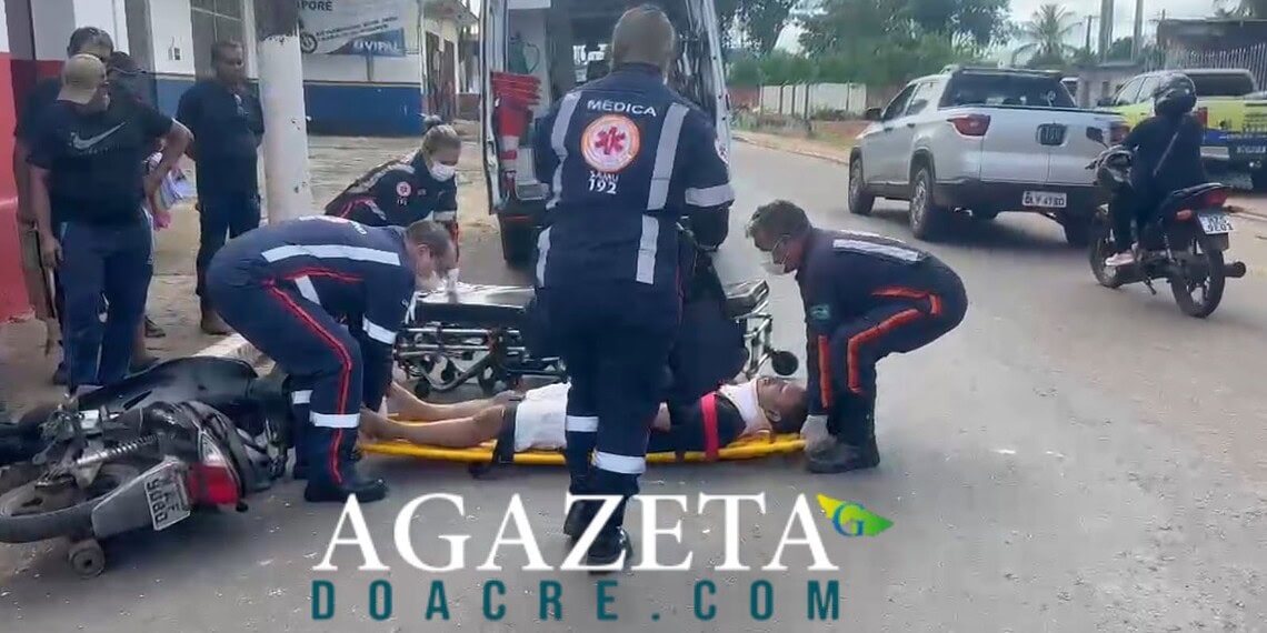 Motociclista bate em poste após sair da Ponte Metálica e acaba detido com arma em Rio Branco