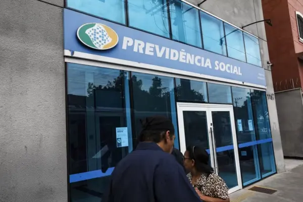 Fraudes no INSS: entidades pagaram R$ 110 mi a empresas de consignado