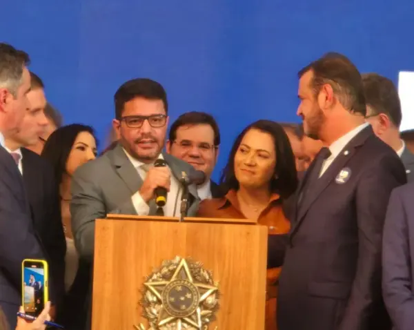 Gladson confirma pré-candidatura de Mailza ao governo do Acre em lançamento da federação entre PP e União Brasil