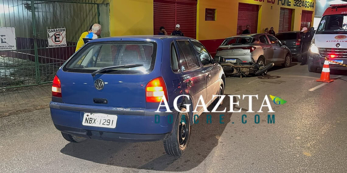 Acidente com duas motos e dois carros deixa dois feridos em frente ao Pronto-Socorro de Rio Branco