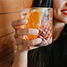 Pequenas quantidade de bebida já são suficientes para impactar a saúde cerebral de jovens adultos — Foto: Aleisha Kalina/Unsplash