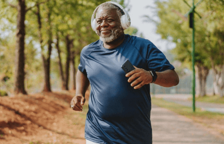 O exercício regular melhora a utilização da gordura, e mais músculos aumentam a queima de calorias em repouso - (crédito: Getty Images)