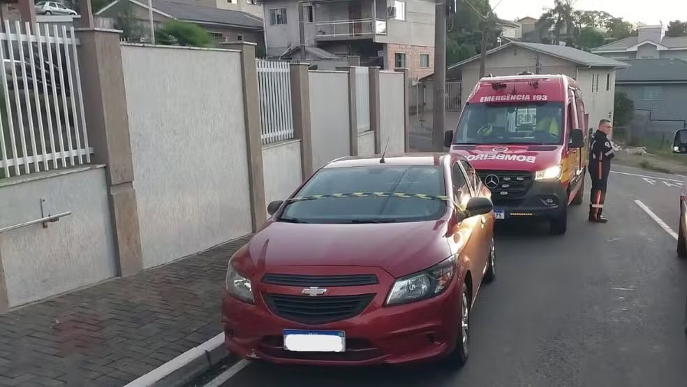 Criança de 3 anos morre após ser esquecida por cerca de 10 horas dentro de carro em SC — Foto: Corpo de Bombeiros/Divulgação